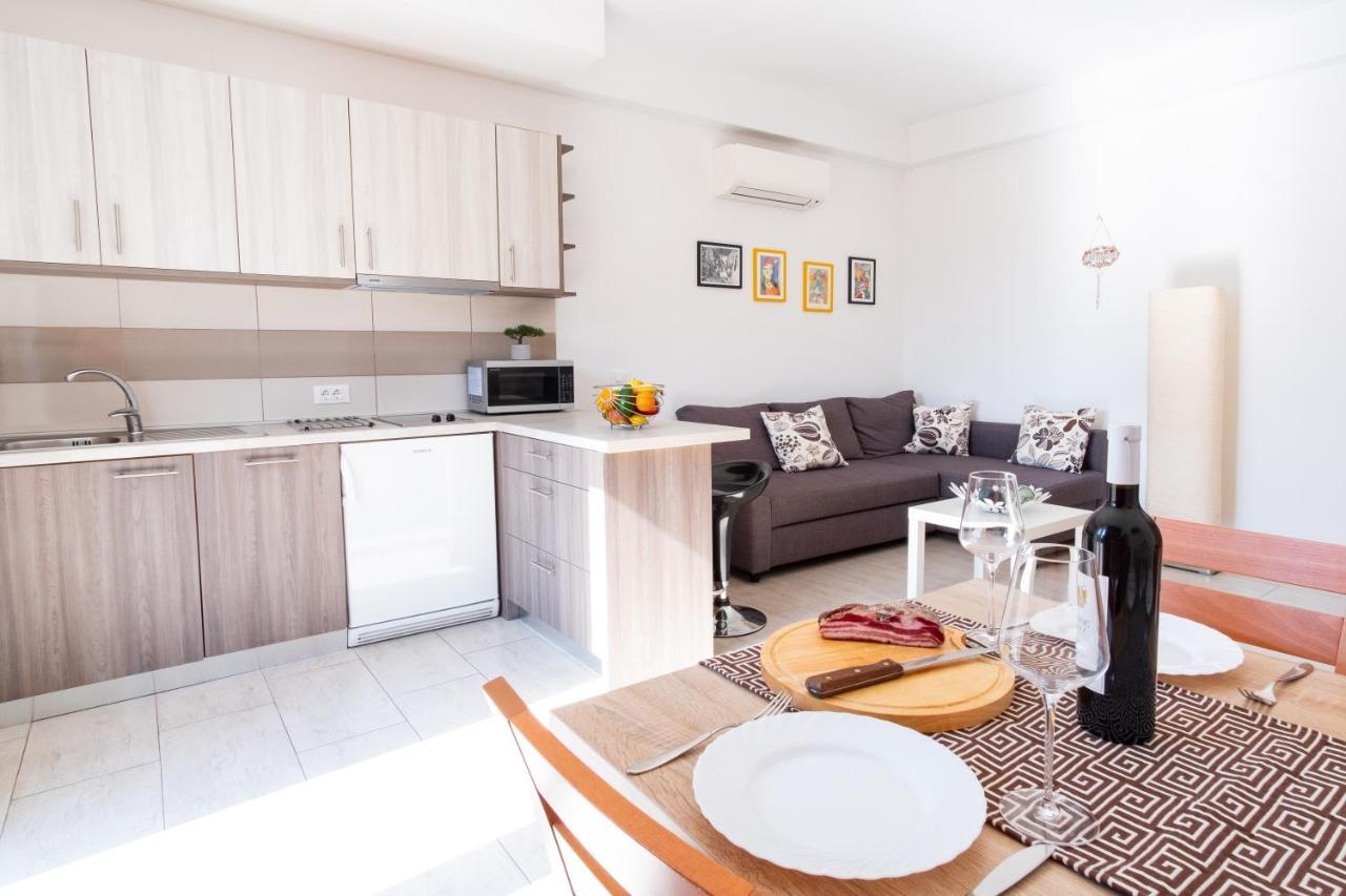 Apartmani Jolly Porec: Blizu Centra I Mora Exterior foto