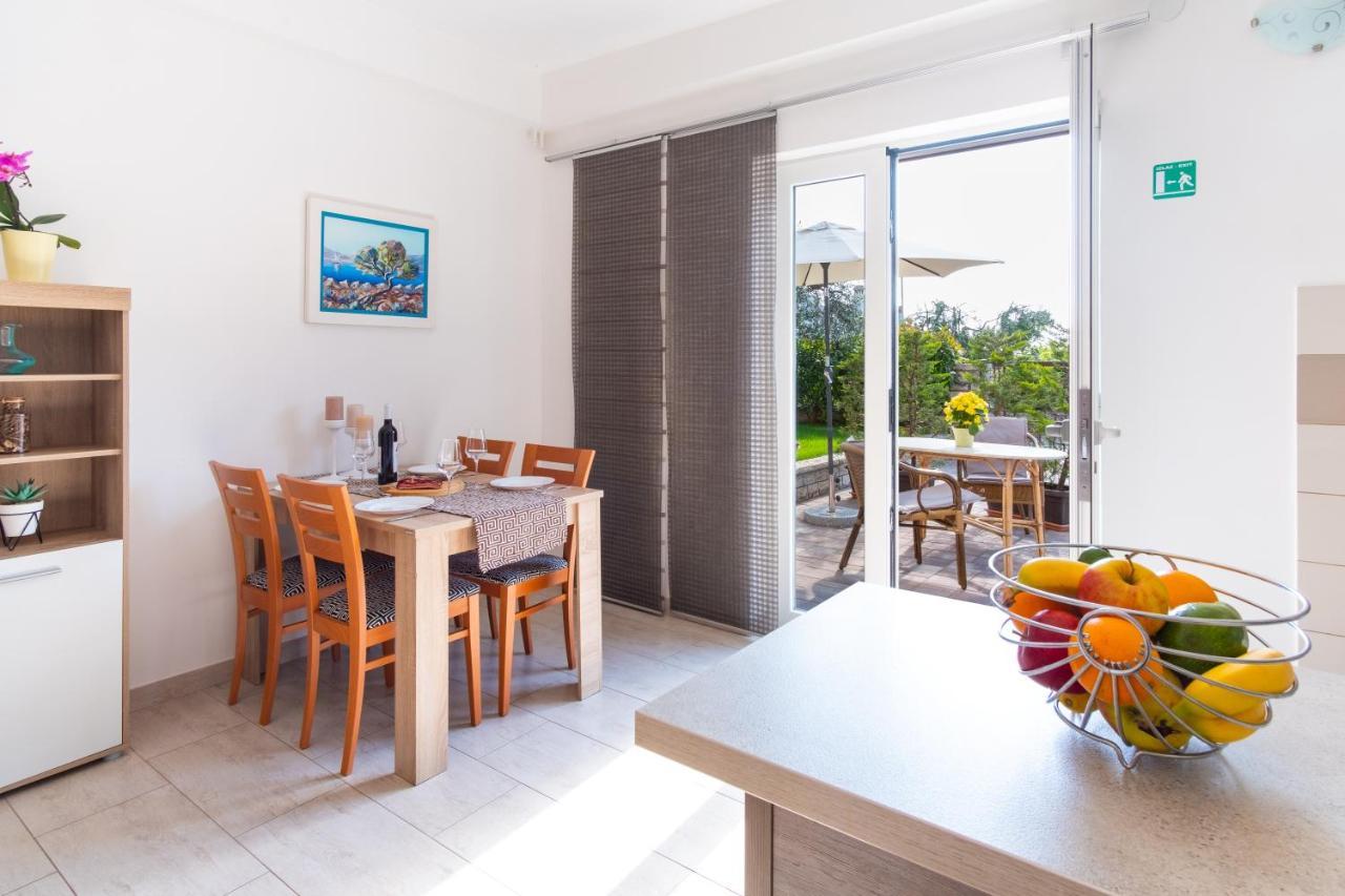 Apartmani Jolly Porec: Blizu Centra I Mora Exterior foto