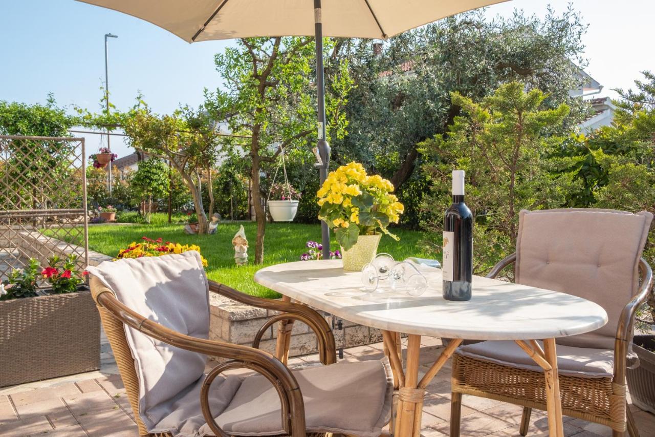Apartmani Jolly Porec: Blizu Centra I Mora Exterior foto